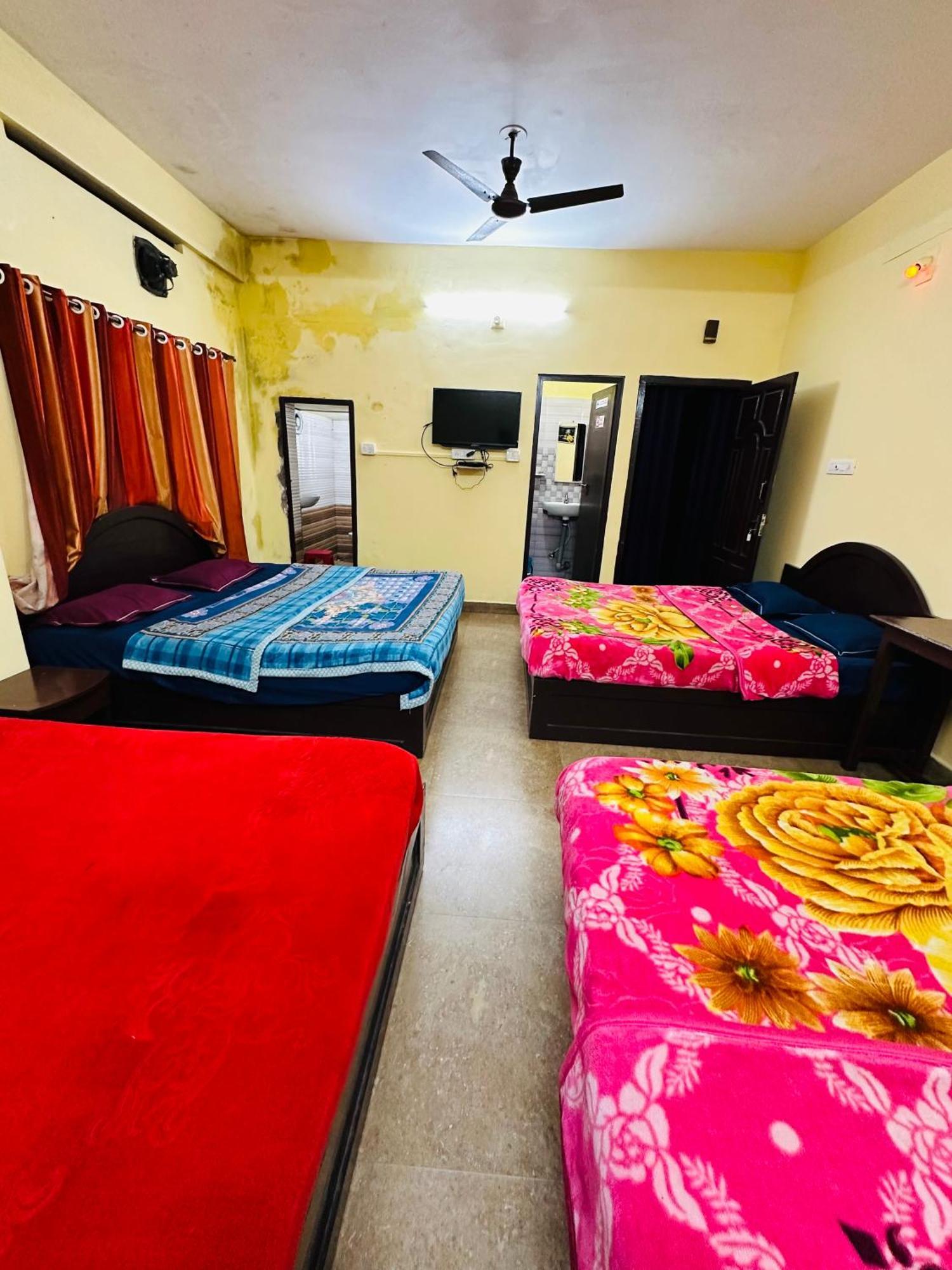 G Mount Budget Stay Munnar Esterno foto
