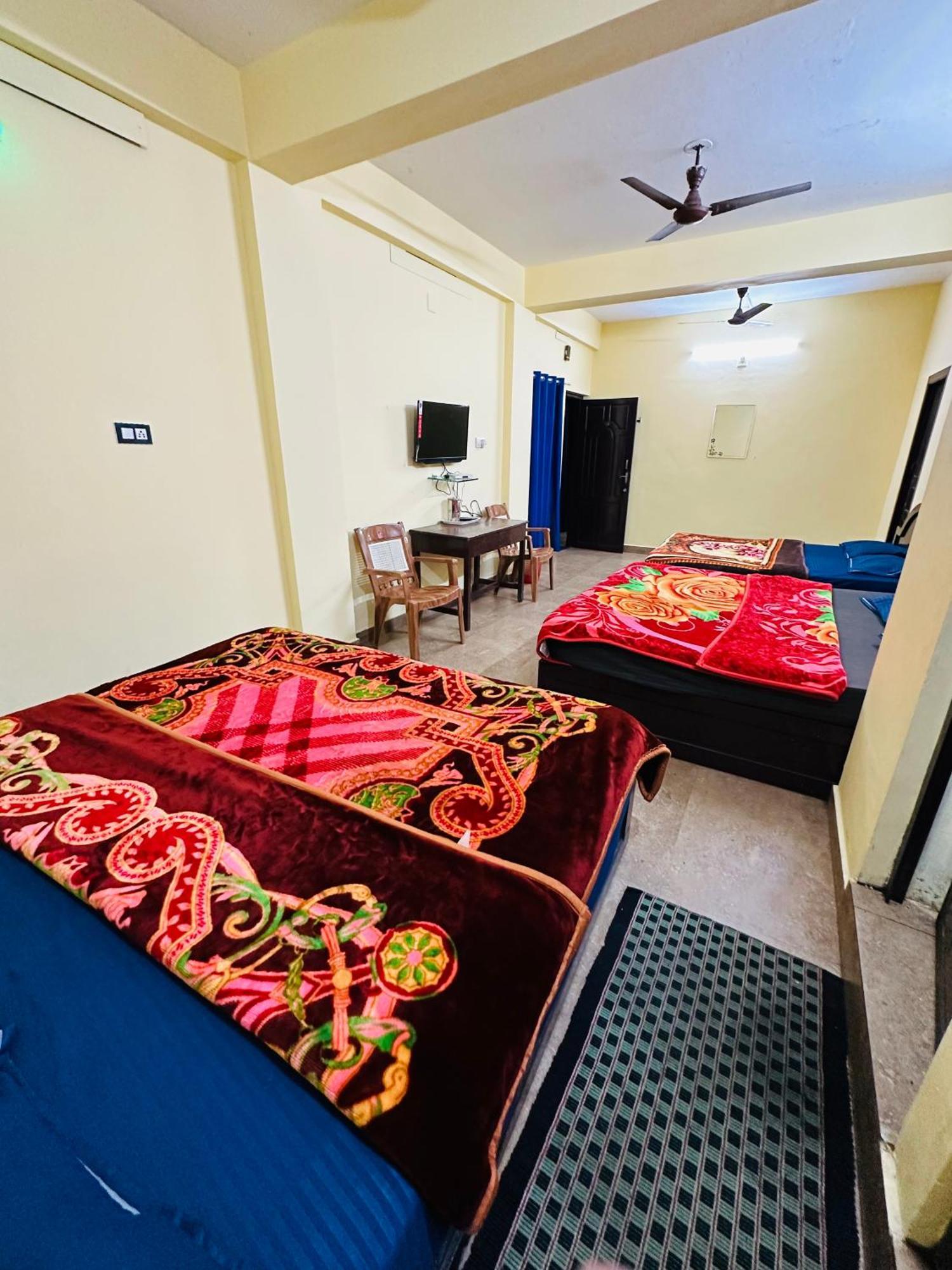 G Mount Budget Stay Munnar Esterno foto