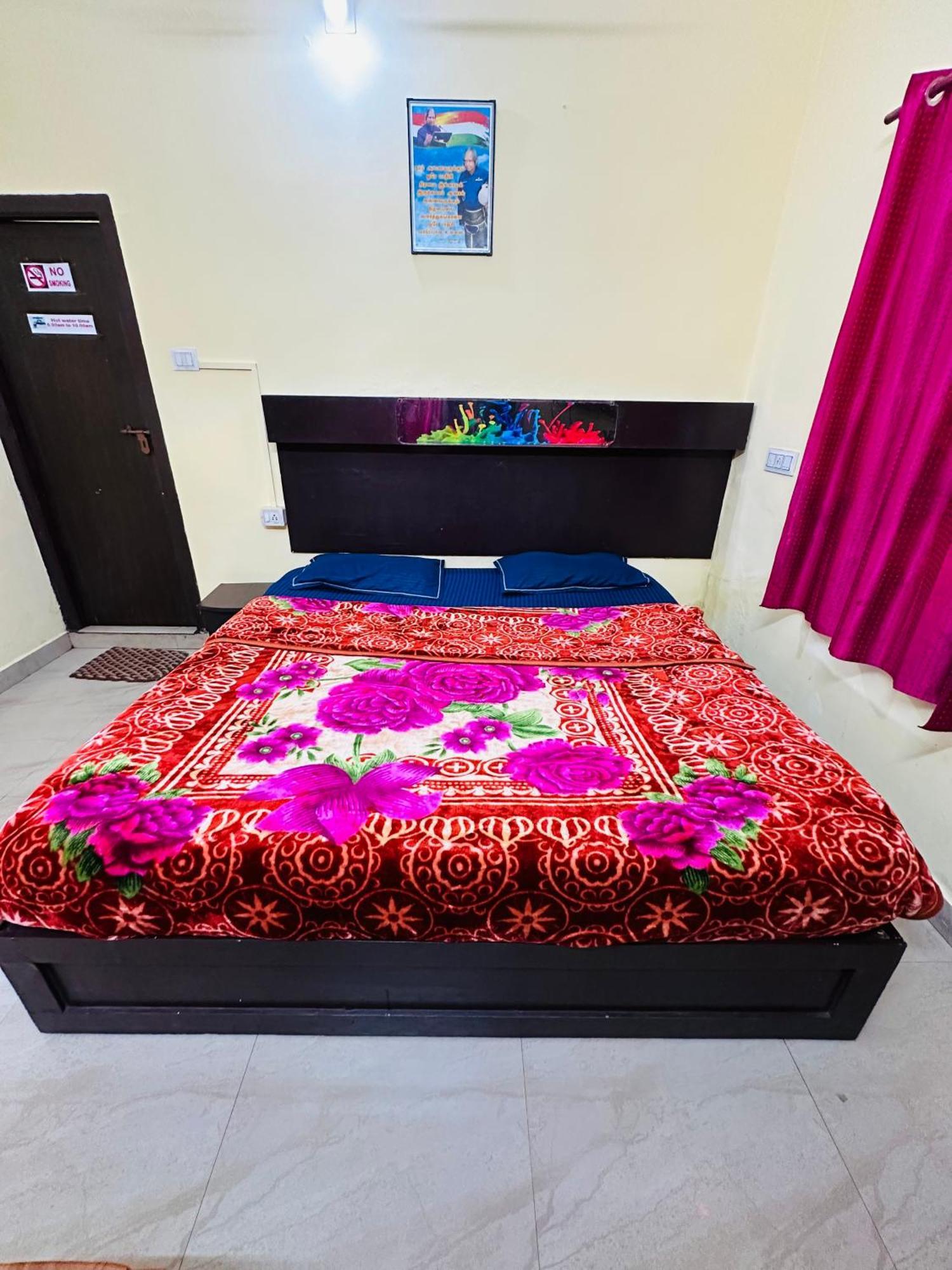 G Mount Budget Stay Munnar Esterno foto