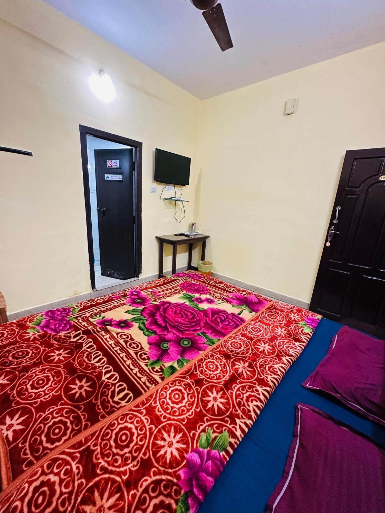 G Mount Budget Stay Munnar Esterno foto